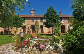 Villa – Castiglione del Lago, Umbria, Italia. 860 000 €