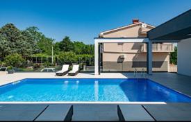3 dormitorio casa de pueblo 188 m² en Labin, Croacia. 550 000 €