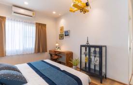 4 dormitorio chalet en Bangkok, Tailandia. $3 400  por semana