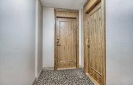 1 dormitorio piso en Yonge Street, Canadá. C$808 000