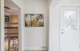 12 dormitorio casa de pueblo en Etobicoke, Canadá. C$2 250 000