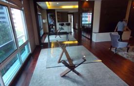 3-dormitorio apartamentos en condominio en Sathon, Tailandia. $2 900  por semana