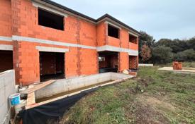 4 dormitorio casa de pueblo 130 m² en Ližnjan, Croacia. 320 000 €