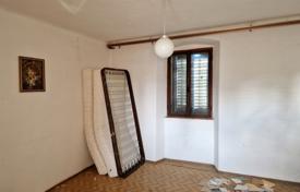 6 dormitorio casa de pueblo 196 m² en Novigrad (Istria County), Croacia. 728 000 €