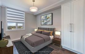 6 dormitorio piso en Etobicoke, Canadá. C$966 000