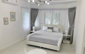 Villa – Pattaya, Chonburi, Tailandia. $177 000
