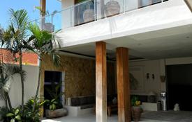 3 dormitorio villa 230 m² en Tibubeneng, Indonesia. $475 000