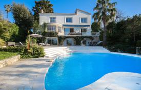 9 dormitorio villa 450 m² en Cap d'Antibes, Francia. 13 800 €  por semana