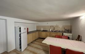 5 dormitorio casa de pueblo 100 m² en Primorje-Gorski Kotar County, Croacia. 302 000 €