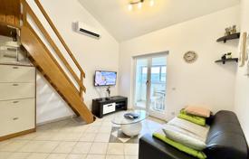 3 dormitorio piso 45 m² en Umag, Croacia. 205 000 €
