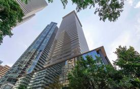 Piso – Charles Street East, Old Toronto, Toronto,  Ontario,   Canadá. C$806 000