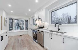 3 dormitorio casa de pueblo en Scarborough, Canadá. C$1 819 000