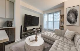 1 dormitorio piso en Richmond Street West, Canadá. C$946 000