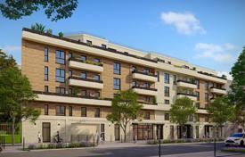 New residential complex with apartments en Ile-de-France, Francia. de 323 000 €