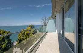 2 dormitorio piso 85 m² en Batumi, Georgia. $180 000