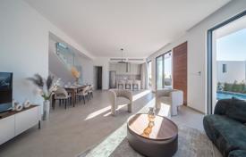 3 dormitorio chalet 194 m² en Chloraka, Chipre. 780 000 €