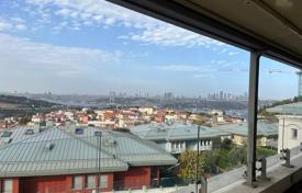 4 dormitorio piso 210 m² en Üsküdar, Turquía. $660 000