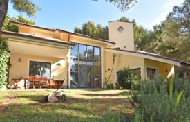 8 dormitorio villa 240 m² en Liguria, Italia. 2 500 000 €