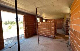 2 dormitorio piso 112 m² en Peroj, Croacia. 290 000 €