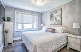 5 dormitorio casa de pueblo en North York, Canadá. C$1 733 000