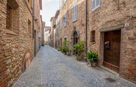 22 dormitorio piso 1017 m² en Monteleone D'orvieto, Italia. 550 000 €
