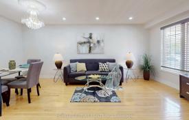 14 dormitorio casa de pueblo en Scarborough, Canadá. C$1 503 000
