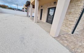 6 dormitorio casa de pueblo 155 m² en Svetvinčenat, Croacia. 495 000 €