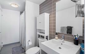 4 dormitorio piso en Old Toronto, Canadá. C$856 000