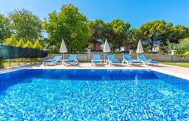 4 dormitorio villa en Fethiye, Turquía. 272 000 TRY  por semana