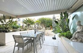 4 dormitorio piso en Port Palm Beach, Francia. Price on request