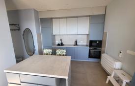 3 dormitorio piso 170 m² en Tivat (city), Montenegro. 605 000 €
