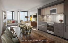 3 dormitorio piso en Kingston Road, Canadá. C$911 000