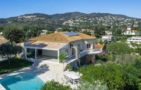 10 dormitorio villa en Mandelieu-la-Napoule, Francia. 1 197 000 €
