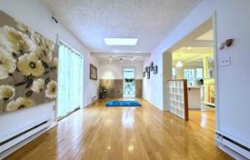 4 dormitorio casa de pueblo en North York, Canadá. C$1 708 000