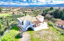 4 dormitorio casa de pueblo 195 m² en Peloponeso, Grecia. Price on request