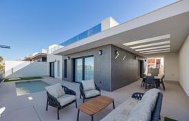 3 dormitorio villa 141 m² en Torrevieja, España. 595 000 €