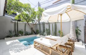 2 dormitorio villa 80 m² en Tibubeneng, Indonesia. $275 000