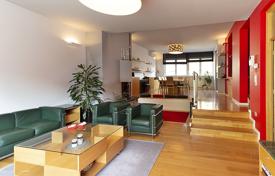 6 dormitorio casa de pueblo 341 m² en City of Zagreb, Croacia. 1 550 000 €
