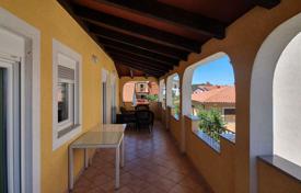 3 dormitorio piso 74 m² en Novigrad (Istria County), Croacia. 340 000 €