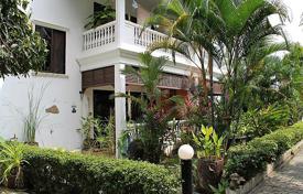 Casa de pueblo – Jomtien, Pattaya, Chonburi,  Tailandia. $127 000
