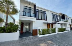 3 dormitorio villa 154 m² en Pattaya, Tailandia. $218 000