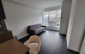 Piso – College Street, Old Toronto, Toronto,  Ontario,   Canadá. C$1 224 000