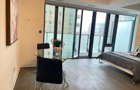 2 dormitorio piso en Roehampton Avenue, Canadá. C$676 000