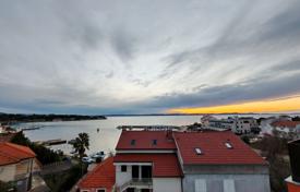 6 dormitorio piso 195 m² en Zadar County, Croacia. 780 000 €