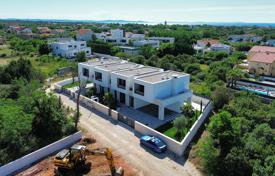 8 dormitorio casa de pueblo 220 m² en Zadar County, Croacia. 1 062 000 €