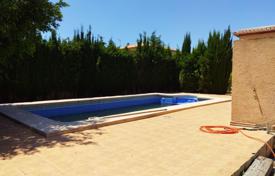 6 dormitorio chalet 304 m² en Calp, España. 990 000 €