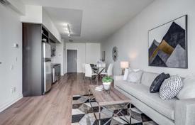 2 dormitorio piso en The Queensway, Canadá. C$695 000