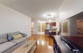 2 dormitorio piso en Yonge Street, Canadá. C$876 000