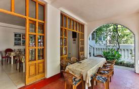 13 dormitorio casa de pueblo 448 m² en Sutomore, Montenegro. 495 000 €