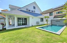4 dormitorio villa 360 m² en Pattaya, Tailandia. $349 000